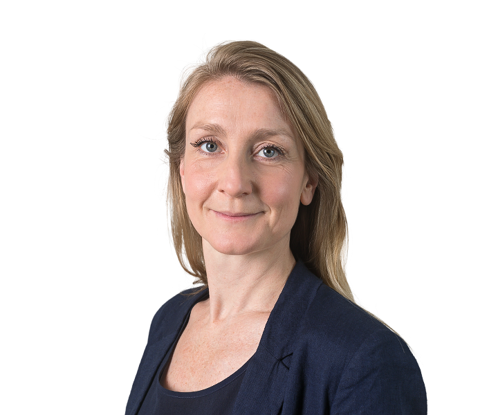 Alexandra Topping byline portrait