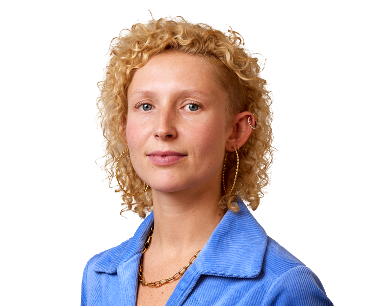 Hannah Ellis-Petersen byline portrait