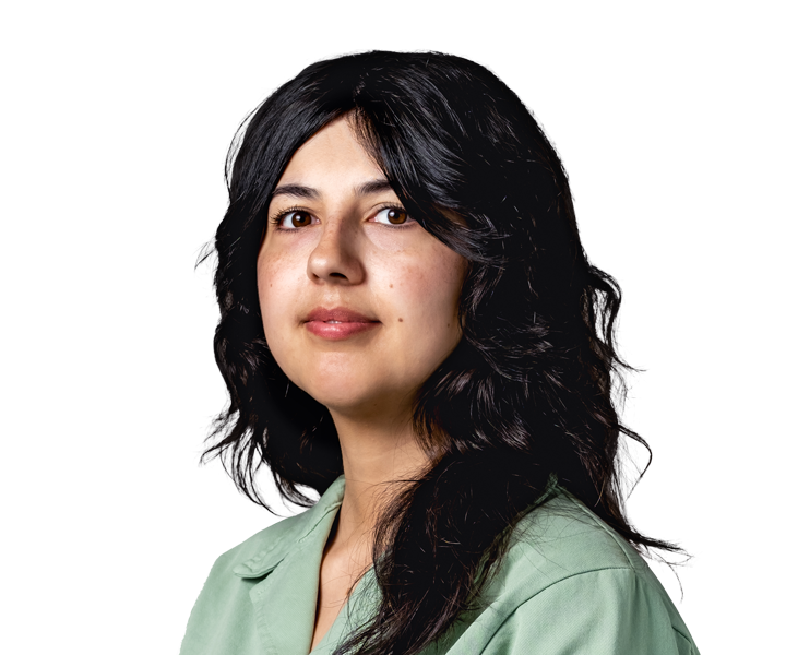 Dani Anguiano byline portrait