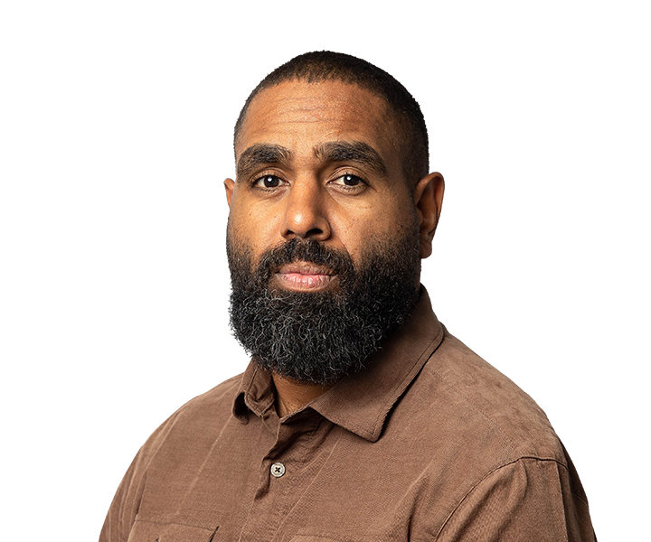 Douglas Smith byline portrait