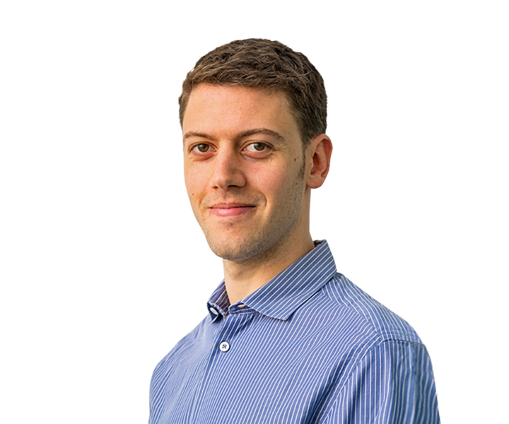 Oliver Holmes byline portrait
