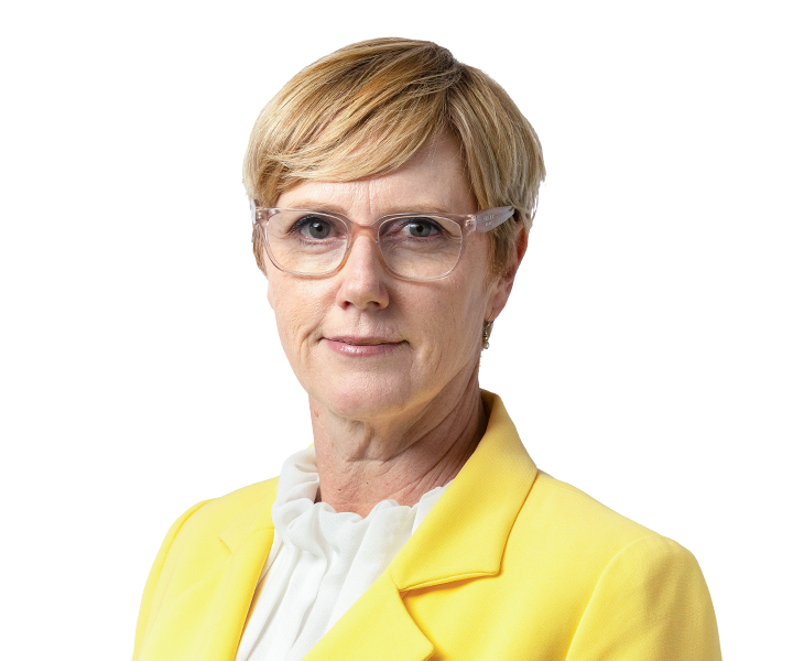 Zoe Daniel byline portrait