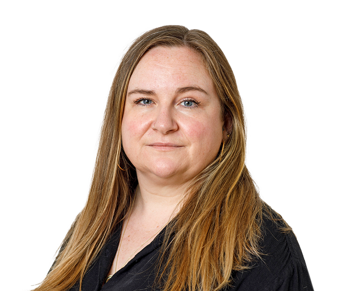 Rhiannon Evans byline portrait